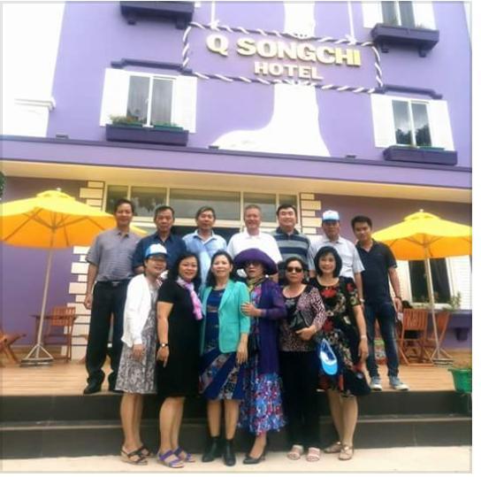Q Songchi Hotel Chi Khu Co Ong المظهر الخارجي الصورة